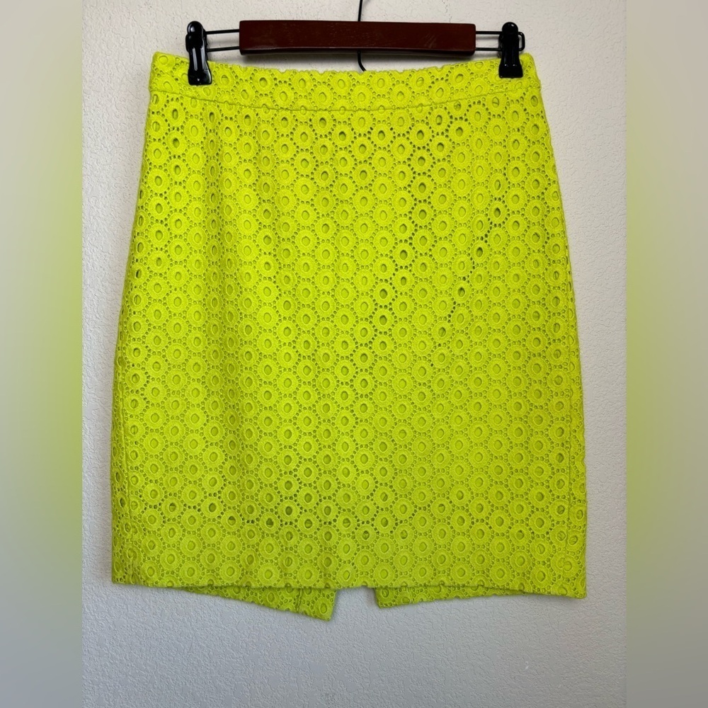 J. Crew No. 2 Pencil Skirt in Neon Kiwi Green Eyelet Lace 4